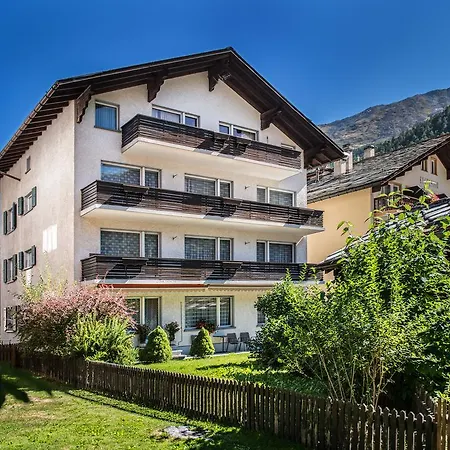 Haus Maurizio *